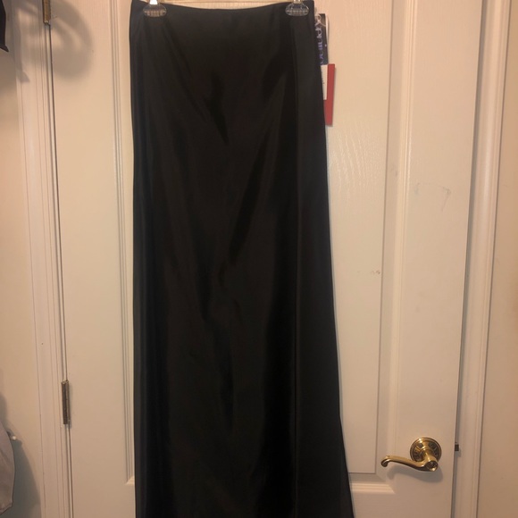 JS Collections maxi skirt - Picture 1 of 2